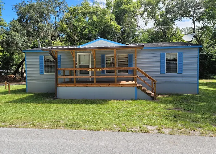 Camp Mack Lodge, Marina & Rv Resort