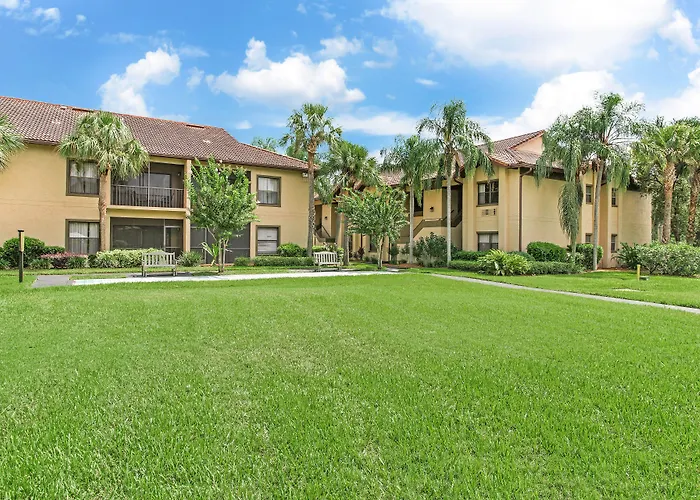 Alhambra Villas By Coolvacay